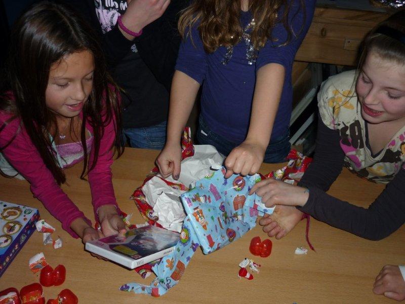 Bso’ers van de Groeneweg genieten van hun sinterklaasfeest