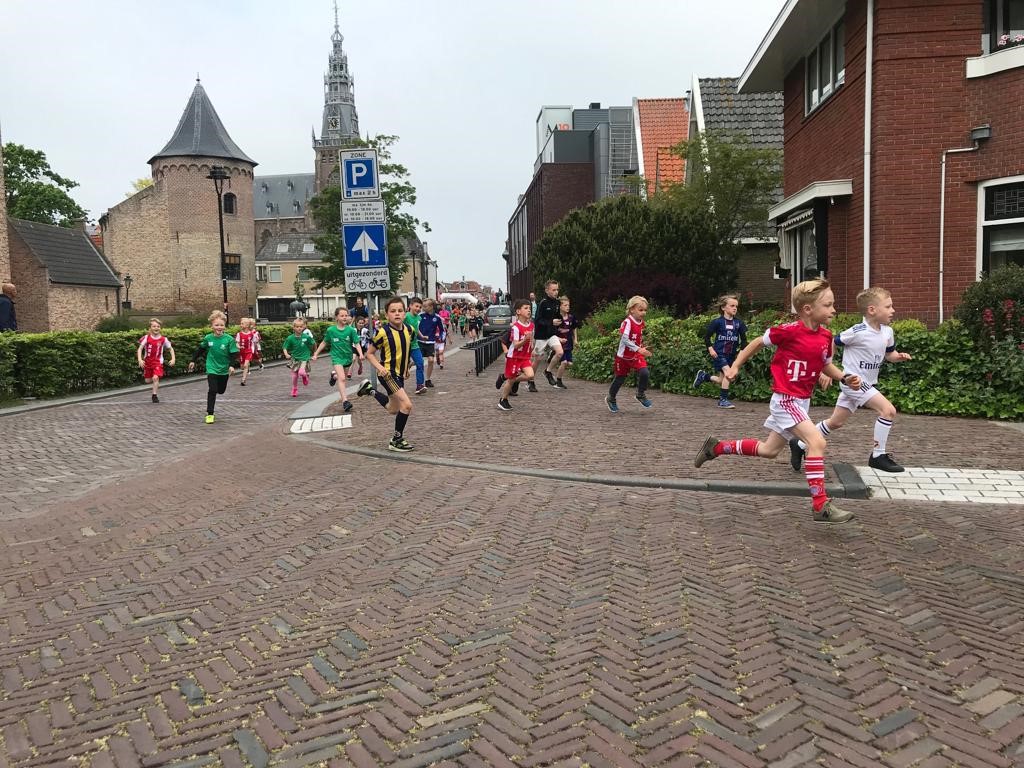 225 kinderen genieten van SKRS Kidsrun