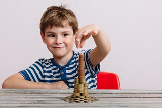 BMK_geld_kind_sparen_uurprijs_uurtarief-scaled